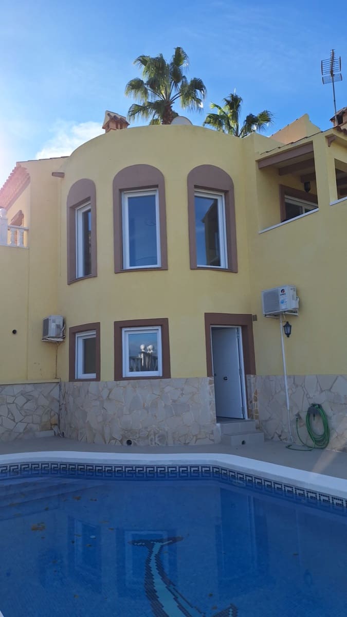 3 chambre Villa/Maison à vendre à Ciudad Quesada avec piscine garage - 499 000 € (Ref: 9722494)