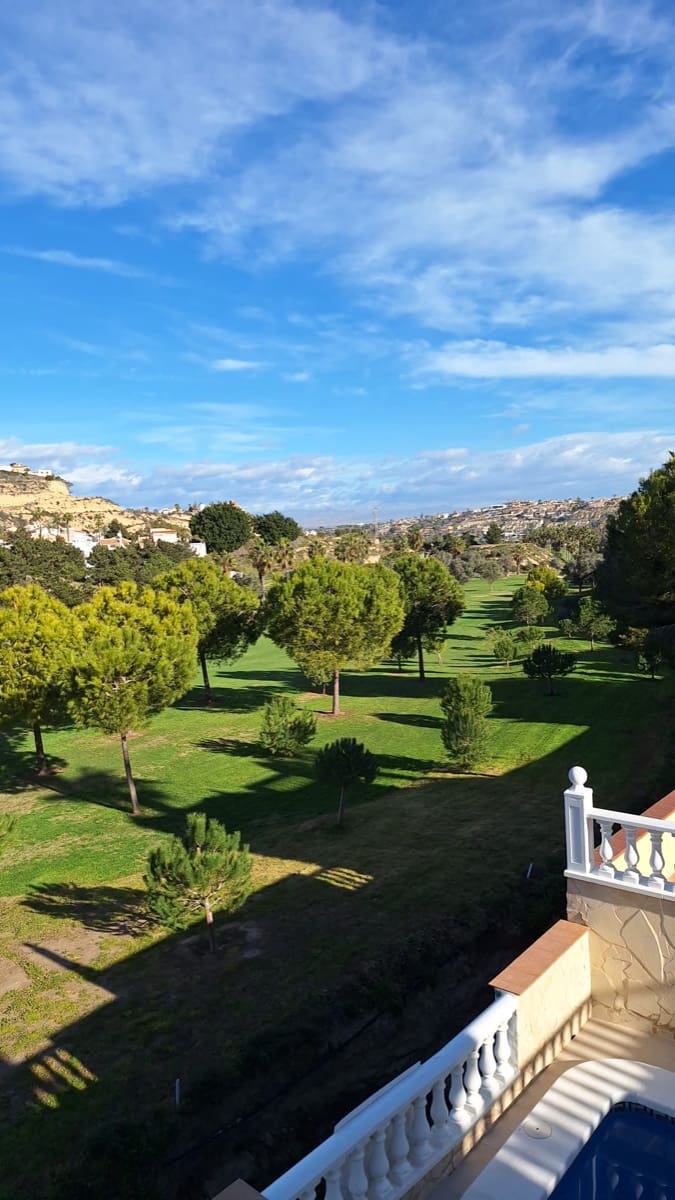 3 chambre Villa/Maison à vendre à Ciudad Quesada avec piscine garage - 499 000 € (Ref: 9722494)