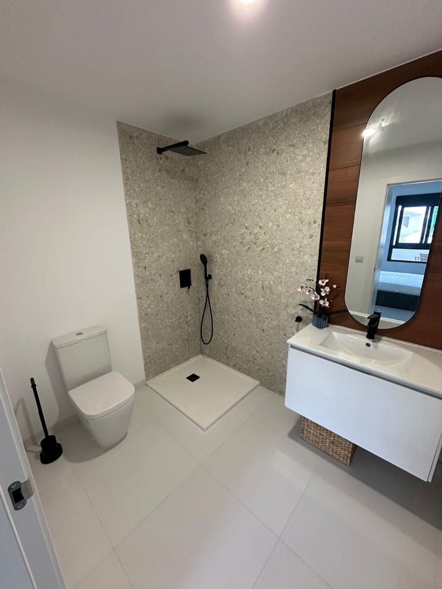 Apartamento de 2 habitaciones en San Miguel de Salinas en venta con piscina garaje - 220.000 € (Ref: 9722495)