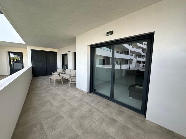 Apartamento de 2 habitaciones en San Miguel de Salinas en venta con piscina garaje - 220.000 € (Ref: 9722495)