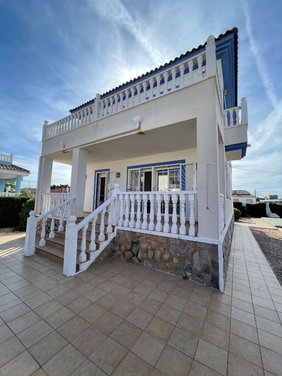 4 chambre Villa/Maison à vendre à Ciudad Quesada avec piscine garage - 449 000 € (Ref: 9722497)