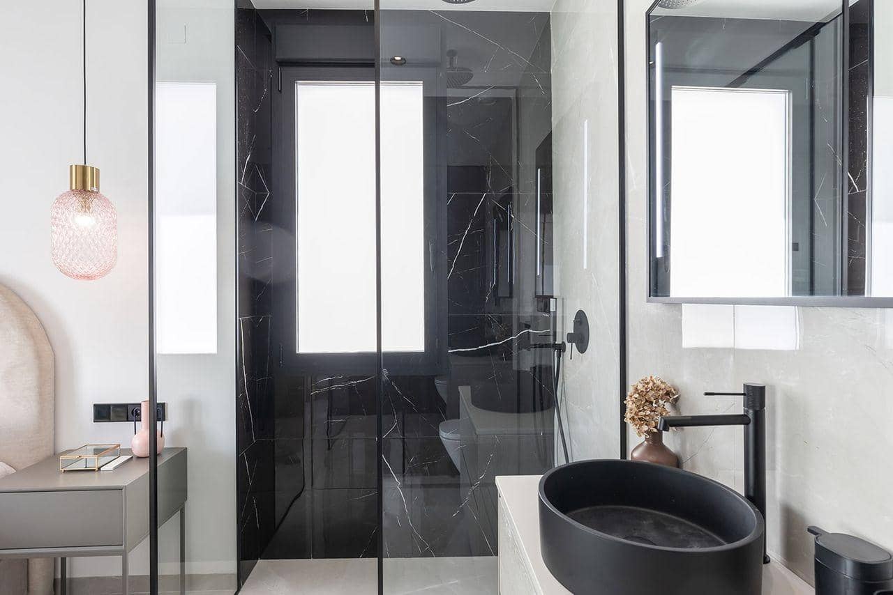 3 bedroom Villa for sale in Torrevieja with garage - € 700,000 (Ref: 9722517)