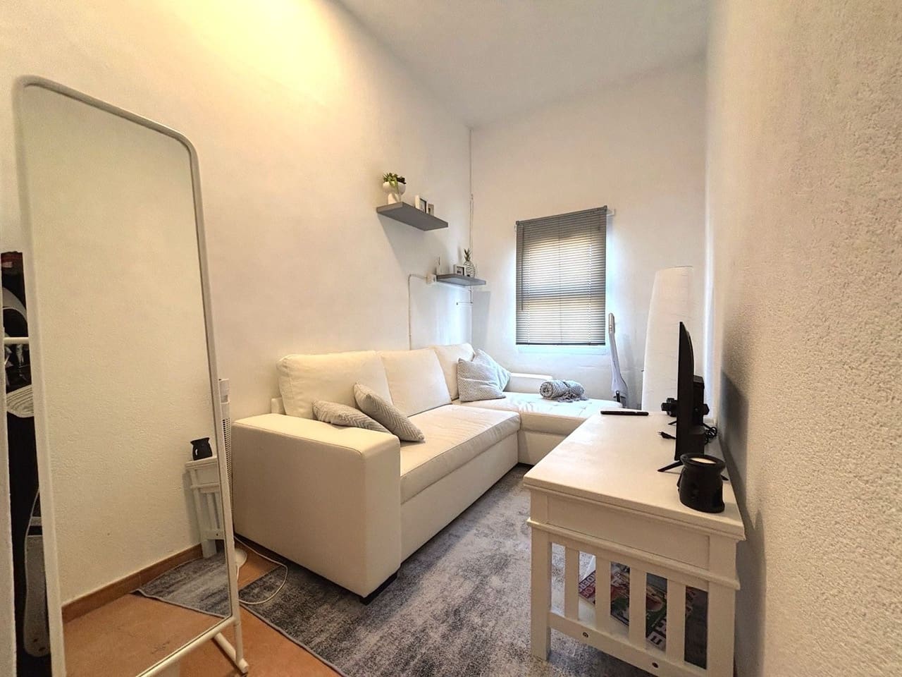 Chalet de 3 habitaciones en Villamartin en venta con piscina - 424.995 € (Ref: 9722524)