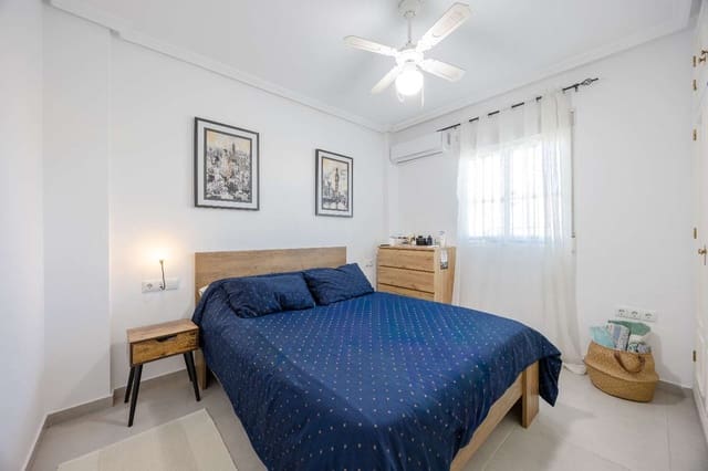 2 soveværelse Lejlighed til salg i Blue Lagoon med swimmingpool garage - € 169.900 (Ref: 9722528)