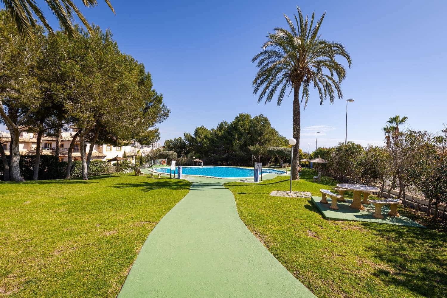 2 soveværelse Lejlighed til salg i Orihuela med swimmingpool garage - € 169.900 (Ref: 9722528)