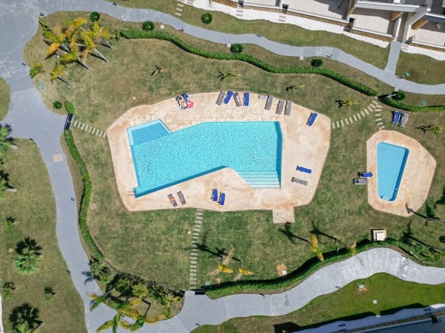 2 makuuhuone Kattohuoneisto myytävänä paikassa Playa Flamenca, Orihuela mukana 
autotalli - 599 000 € (Ref: 9722534)