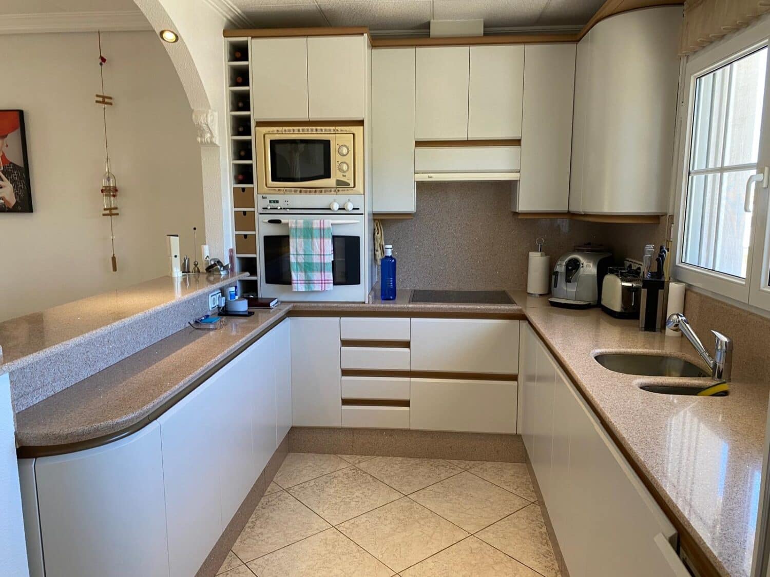 Chalet de 4 habitaciones en Villamartin en venta - 550.000 € (Ref: 9722535)