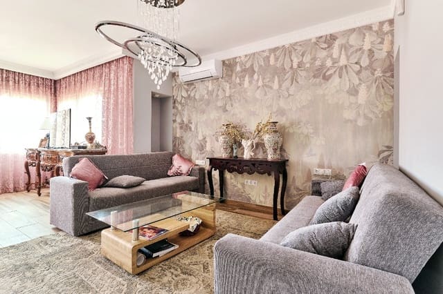 4 quarto Moradia para venda em Dehesa de Campoamor, Orihuela com piscina garagem - 990 000 € (Ref: 9722543)