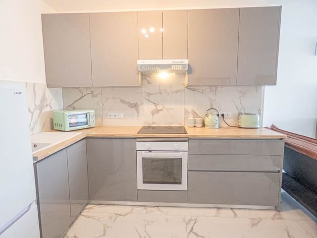 Apartamento de 1 habitación en Villamartin, Orihuela en venta con piscina - 155.000 € (Ref: 9722559)