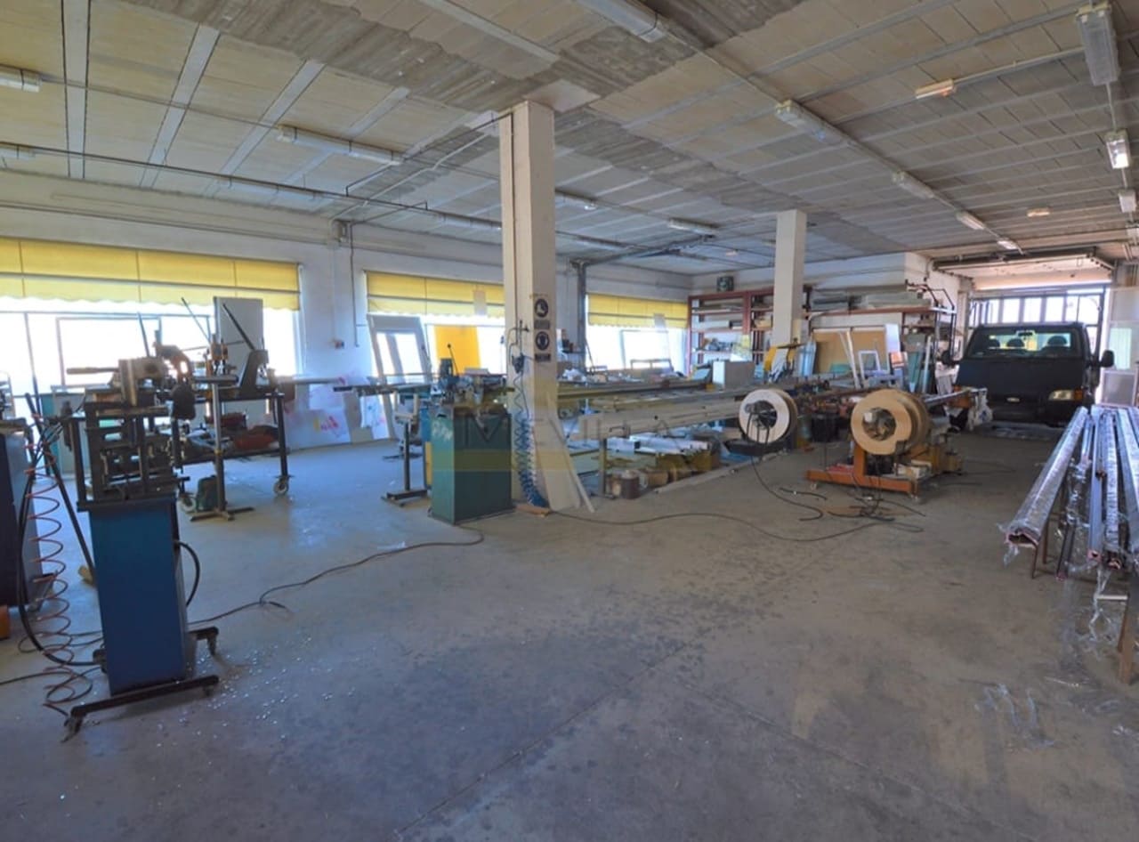 Commercial for sale in San Miguel de Salinas - € 500,000 (Ref: 9726937)