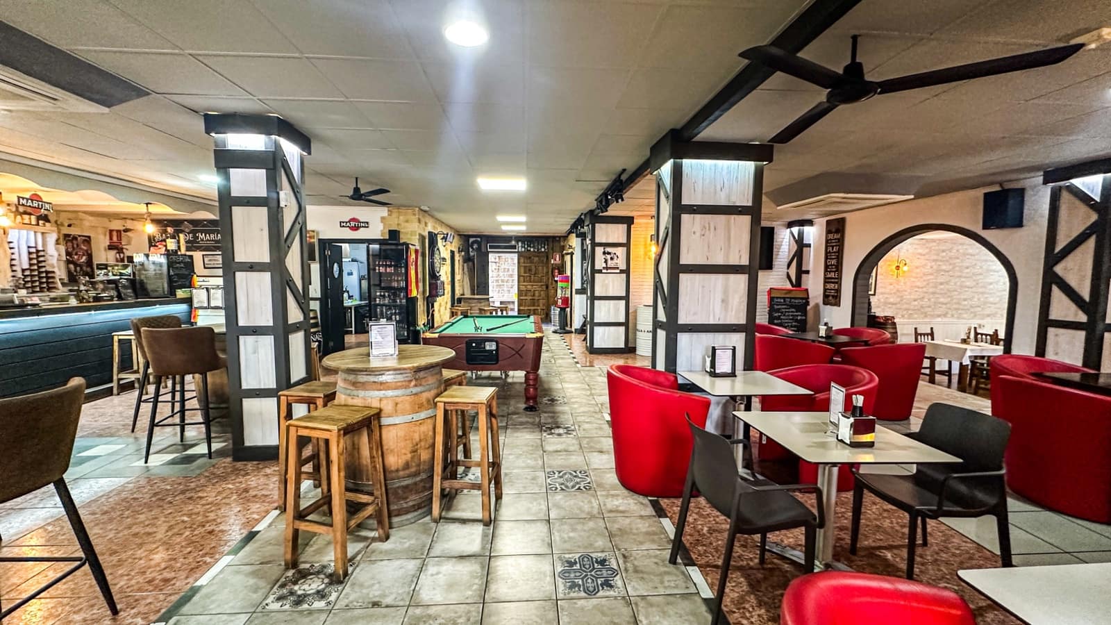 2 quarto Comercial para venda em Torrevieja - 560 000 € (Ref: 9726941)