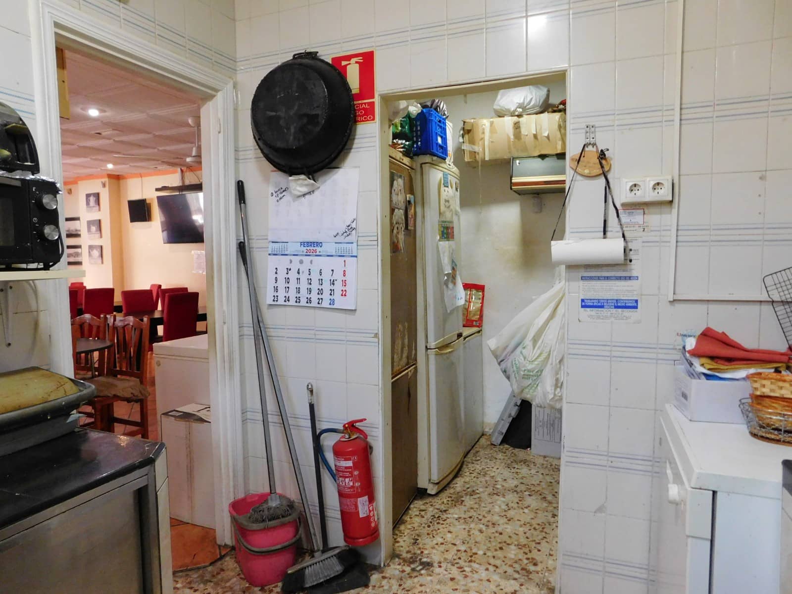 Commercial for sale in San Miguel de Salinas with pool - € 147,000 (Ref: 9726942)