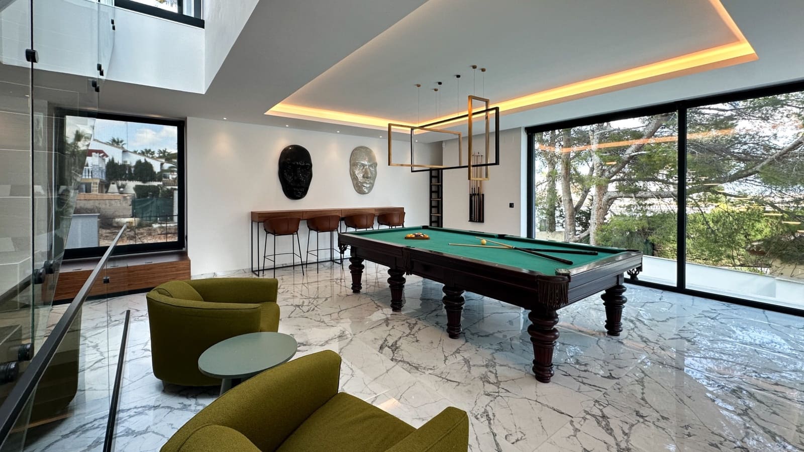 4 slaapkamer Villa te koop in Orihuela Costa met zwembad garage - € 2.950.000 (Ref: 9726948)