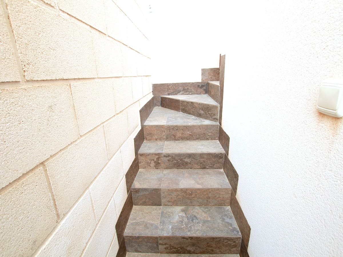 Chalet de 3 habitaciones en Villamartin en venta con piscina - 365.000 € (Ref: 9726951)