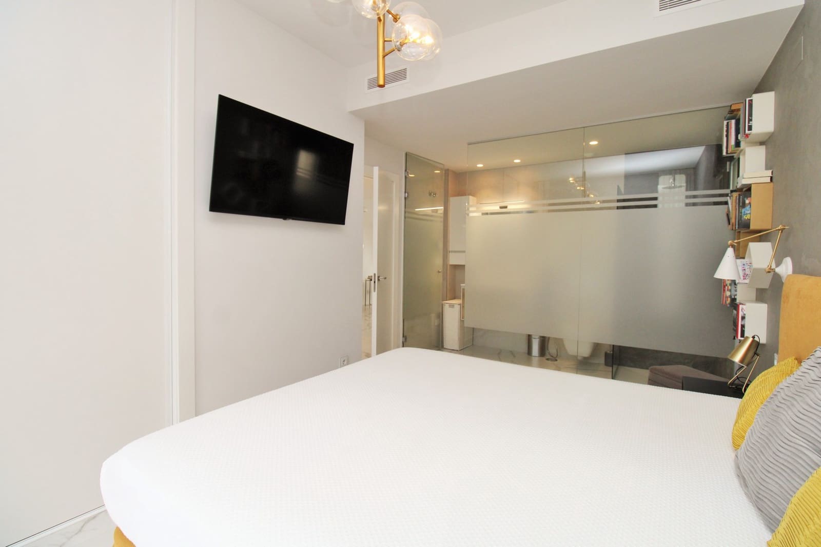 2 slaapkamer Appartement te koop in San Miguel de Salinas met zwembad - € 329.900 (Ref: 9726958)