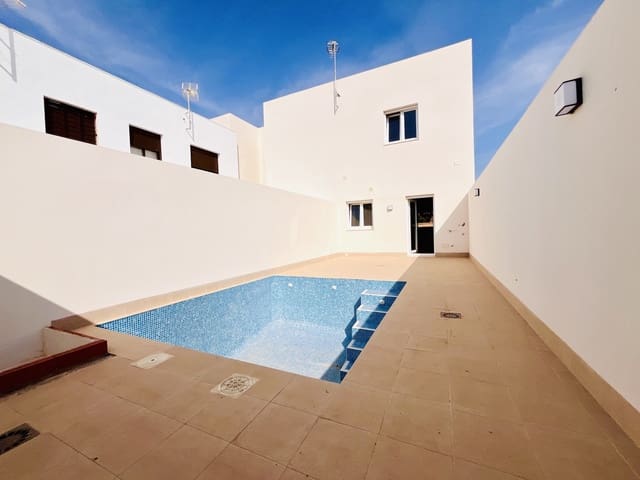 3 camera da letto Casa in vendita in Pilar de la Horadada ciudad, Pilar de la Horadada con piscina - 265.000 € (Rif: 9726970)
