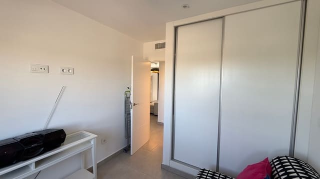 Ático de 2 habitaciones en Pilar de la Horadada ciudad, Pilar de la Horadada en venta con piscina - 299.000 € (Ref: 9726973)