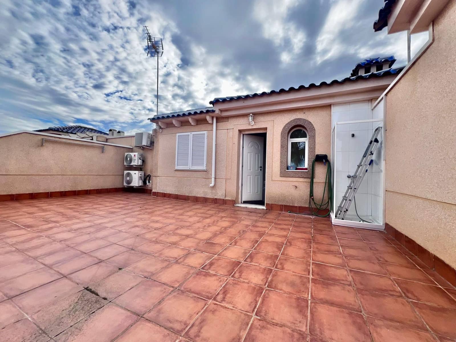 2 sovrum Bungalow till salu i Pilar de la Horadada med pool garage - 214 900 € (Ref: 9726974)