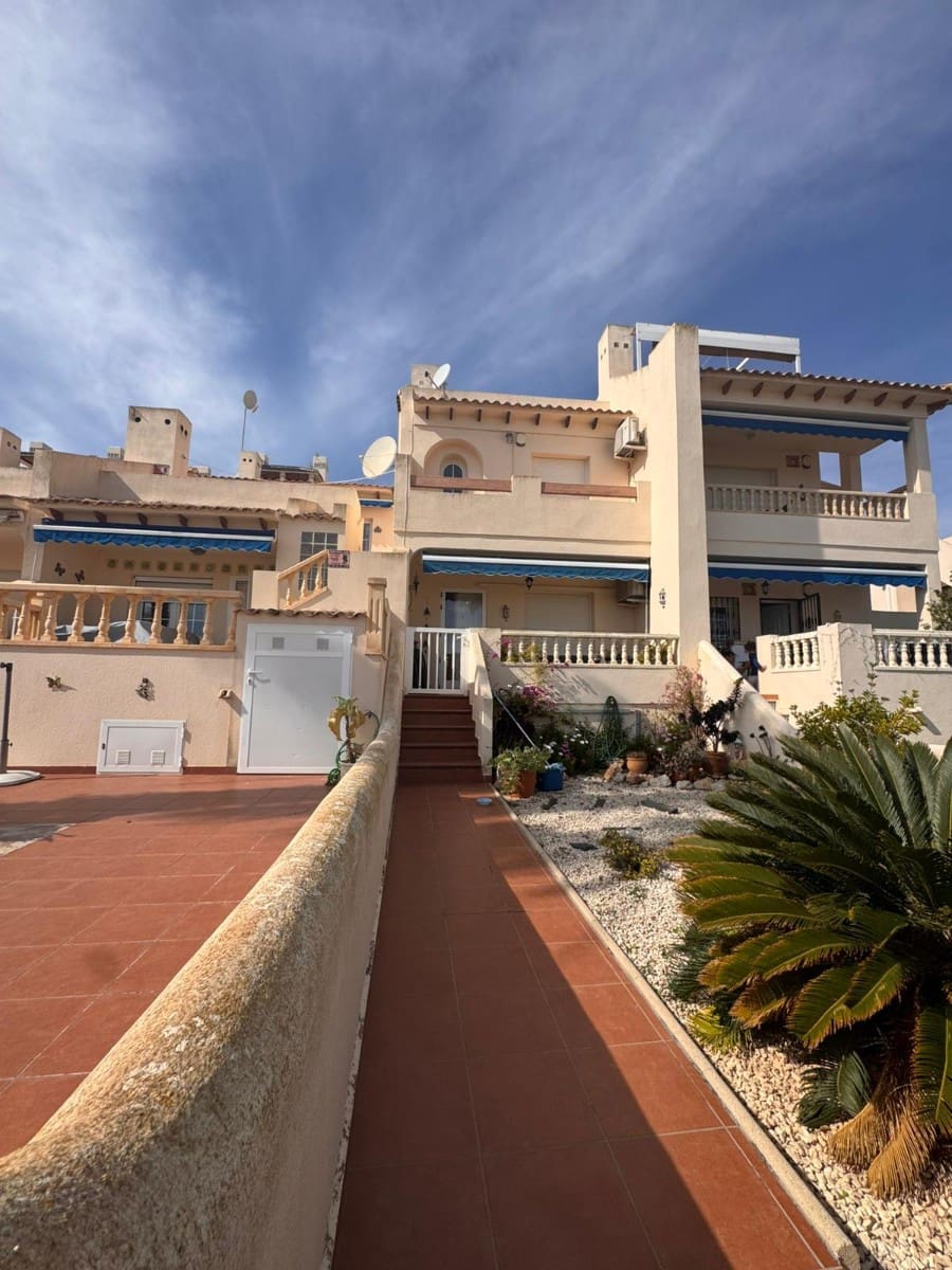 2 slaapkamer Huis te koop in Las Ramblas Golf met zwembad - € 235.000 (Ref: 9726975)