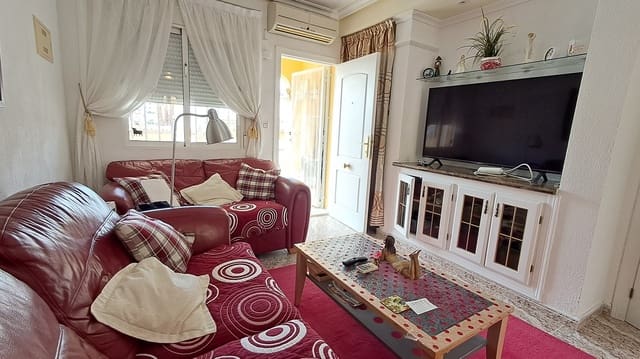 2 soverom Hus til salgs i Blue Lagoon med svømmebasseng - € 159 000 (Ref: 9726977)