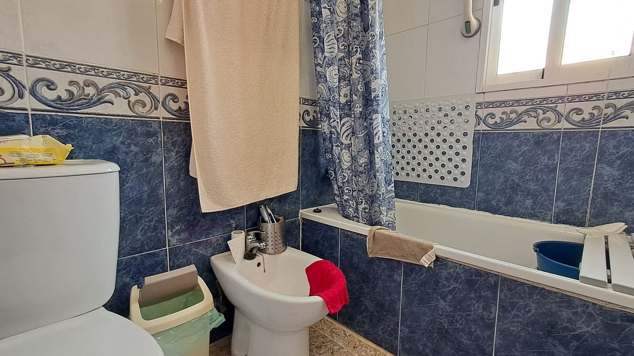 2 soverom Hus til salgs i Blue Lagoon med svømmebasseng - € 159 000 (Ref: 9726977)