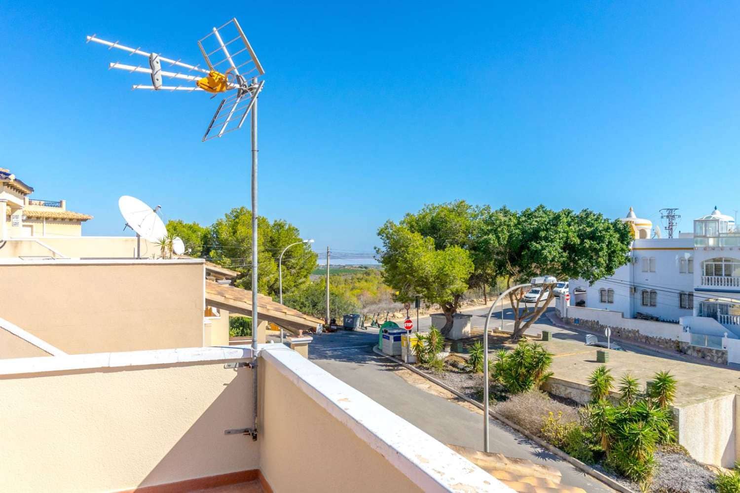 3 soveværelse Villa til salg i Orihuela med swimmingpool garage - € 295.000 (Ref: 9726984)