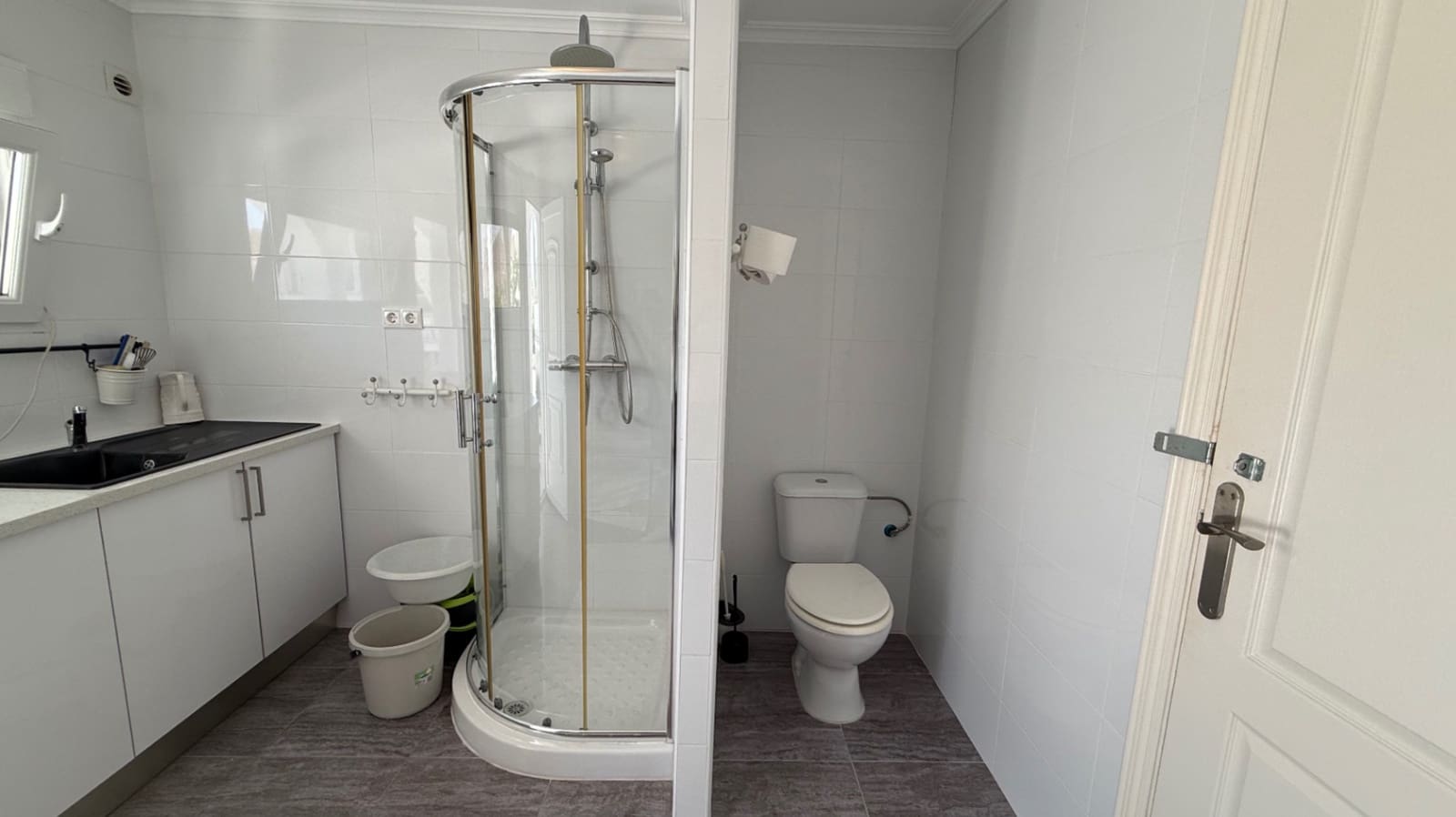 3 soveværelse Villa til salg i Torrevieja med swimmingpool garage - € 645.000 (Ref: 9726986)