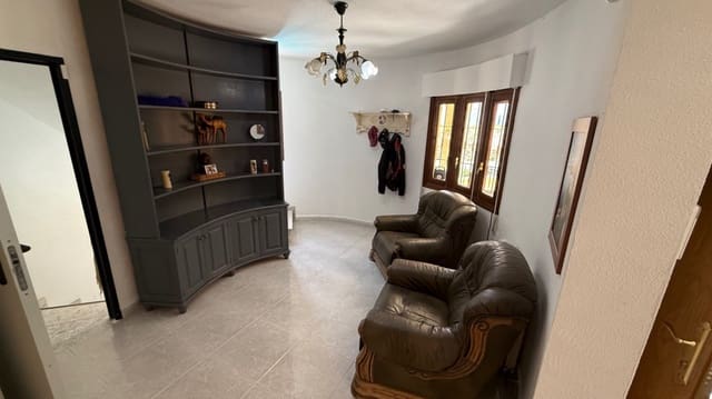 Chalet de 6 habitaciones en Las Filipinas en venta - 450.000 € (Ref: 9726989)