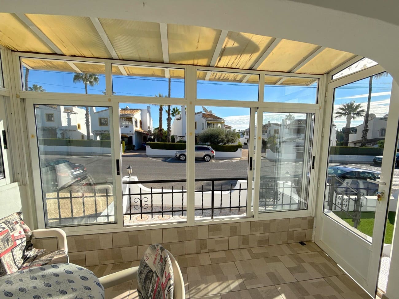 3 sypialnia Dom na sprzedaż w Villamartin z basenem garażem - 229 950 € (Ref: 9726997)