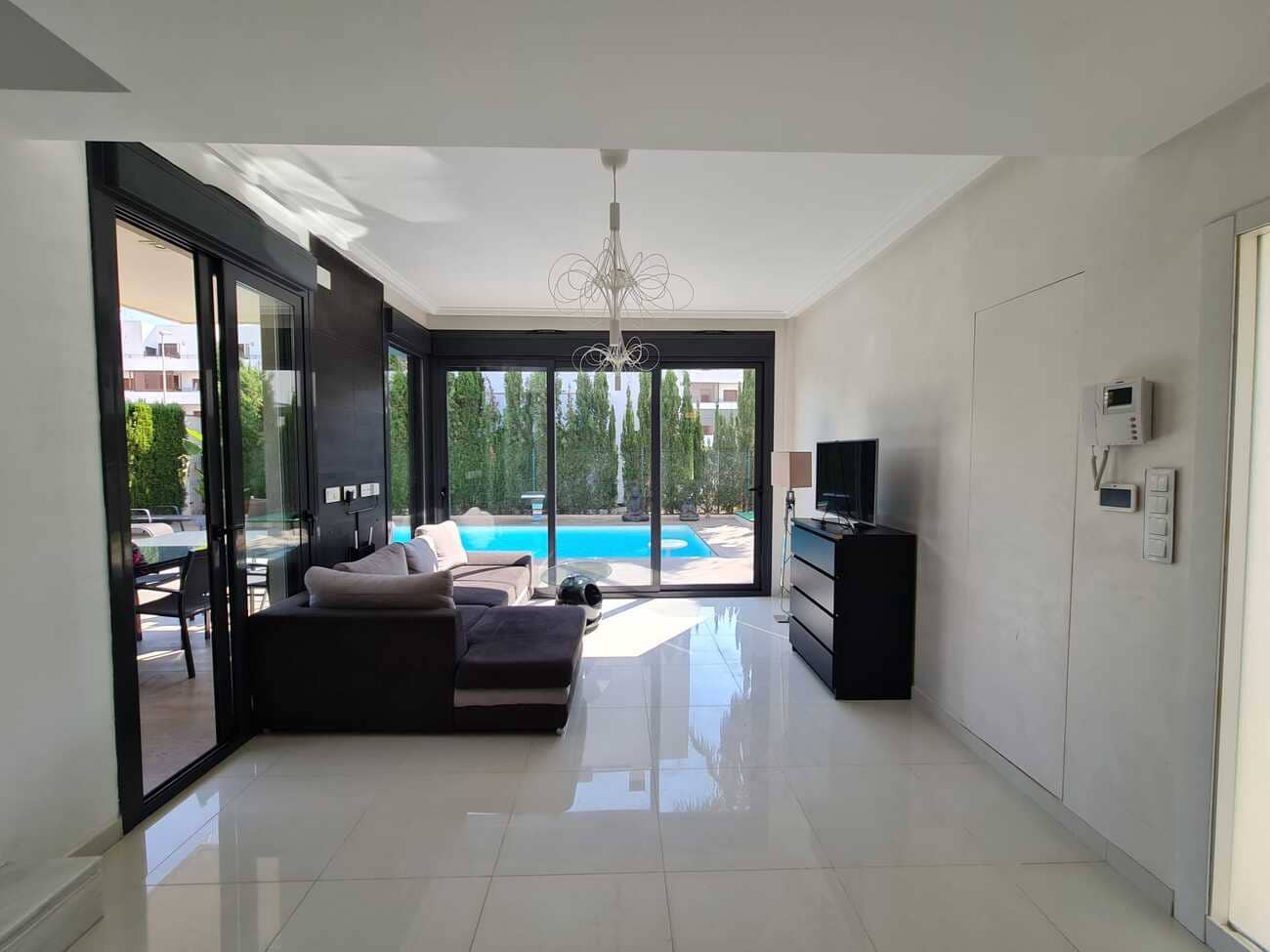 2 bedroom Villa for sale in Cabo Roig with pool garage - € 395,000 (Ref: 9726998)