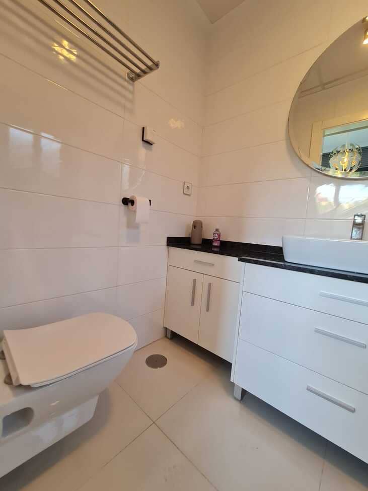 2 bedroom Villa for sale in Cabo Roig with pool garage - € 395,000 (Ref: 9726998)