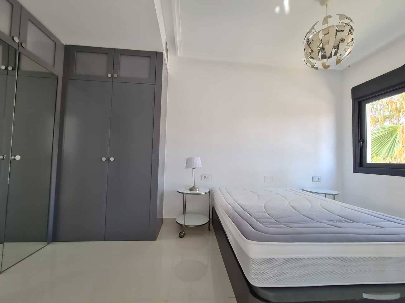 2 bedroom Villa for sale in Cabo Roig with pool garage - € 395,000 (Ref: 9726998)