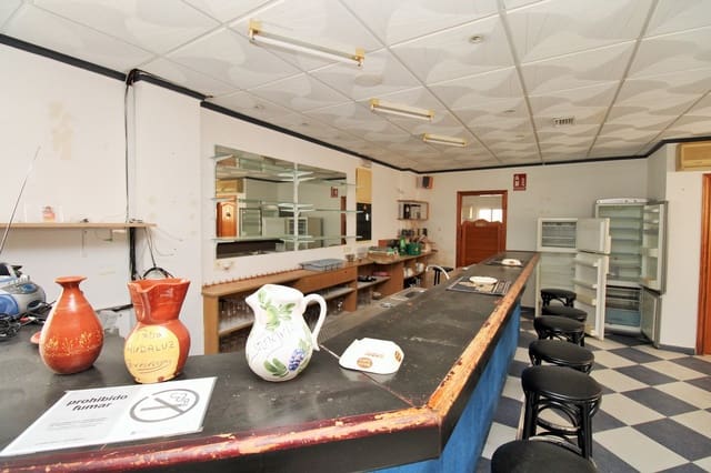 Local Comercial de 3 habitaciones en Villamartin, Orihuela en venta - 374.900 € (Ref: 9727100)