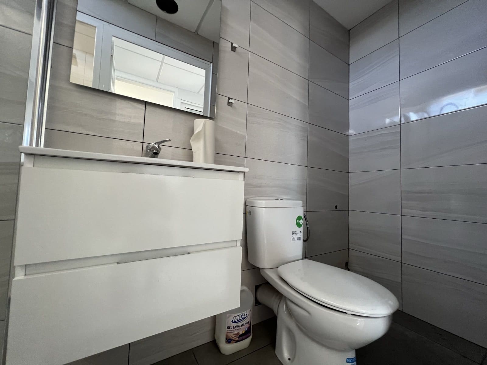 Commercieel te koop in Torrevieja - € 1.000.000 (Ref: 9727101)