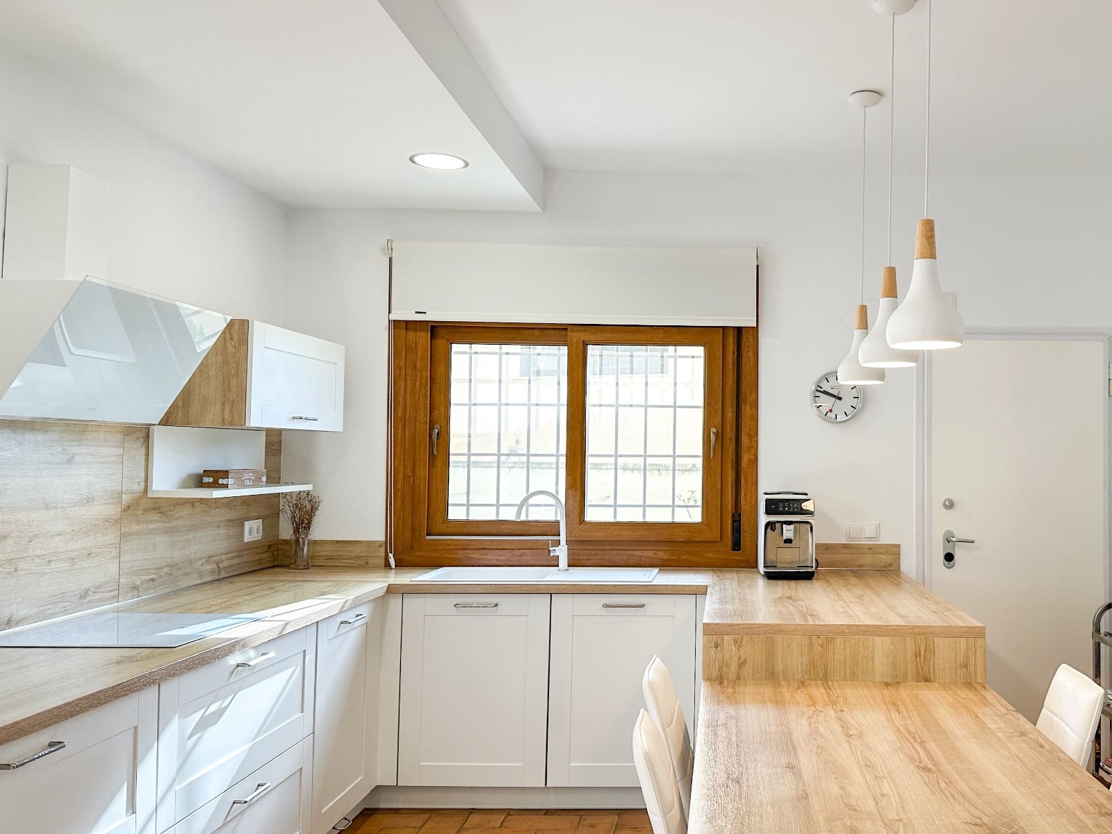 7 bedroom Villa for sale in Dehesa de Campoamor with pool garage - € 1,349,000 (Ref: 9727102)