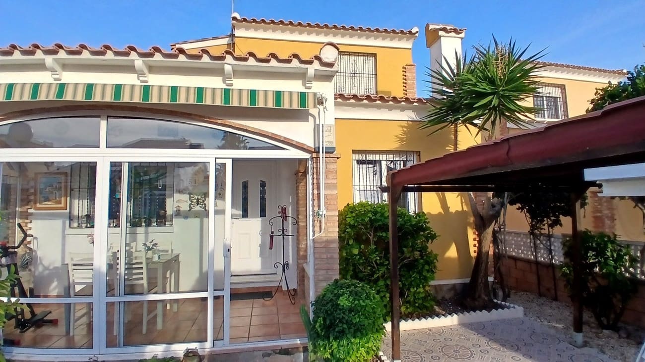 3 camera da letto Villa in vendita in La Florida con piscina garage - 269.995 € (Rif: 9727128)