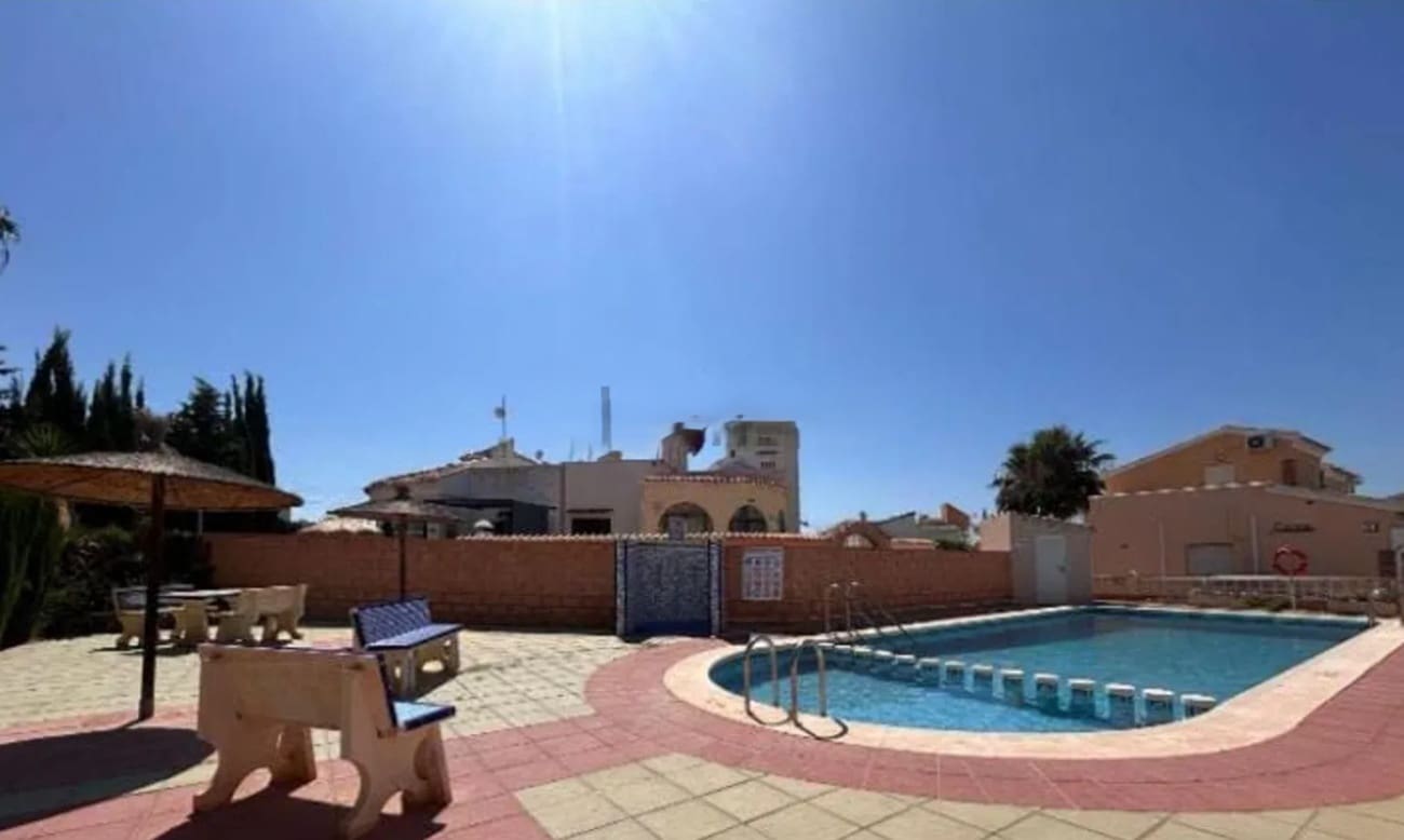 3 camera da letto Villa in vendita in La Florida con piscina garage - 269.995 € (Rif: 9727128)