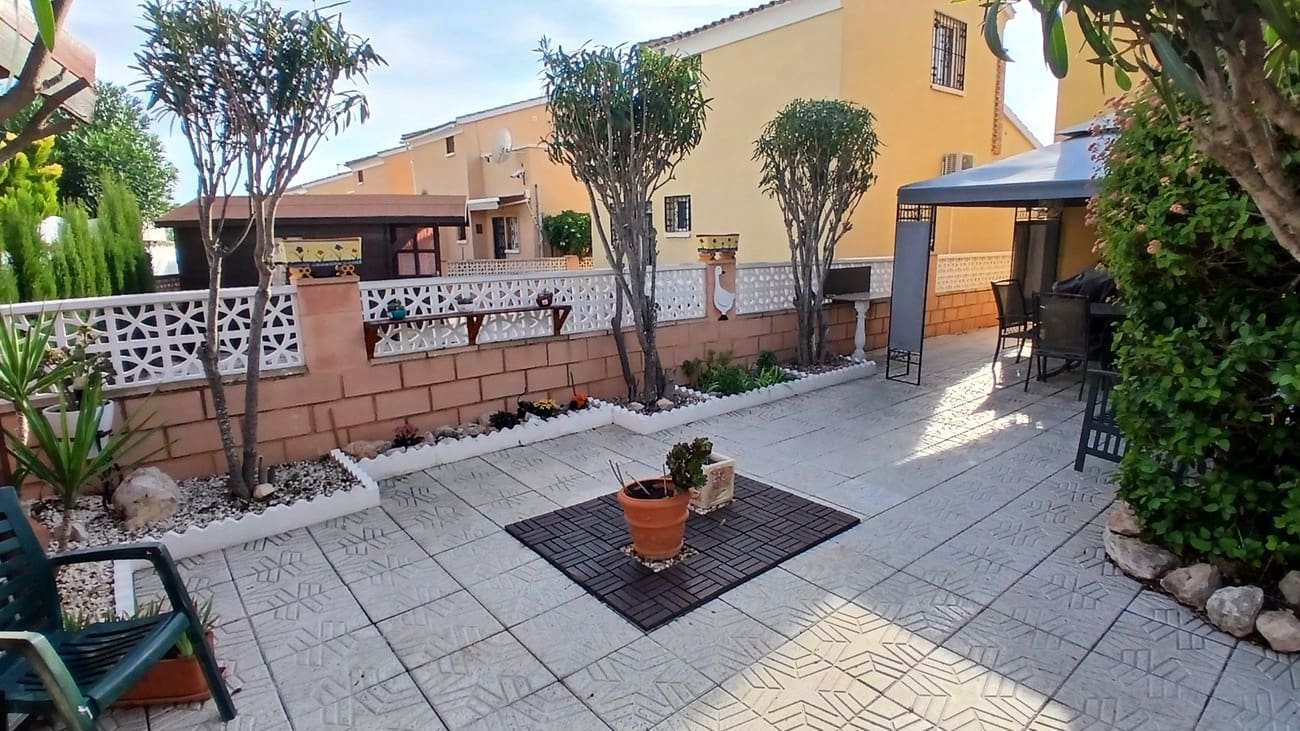 3 camera da letto Villa in vendita in La Florida con piscina garage - 269.995 € (Rif: 9727128)