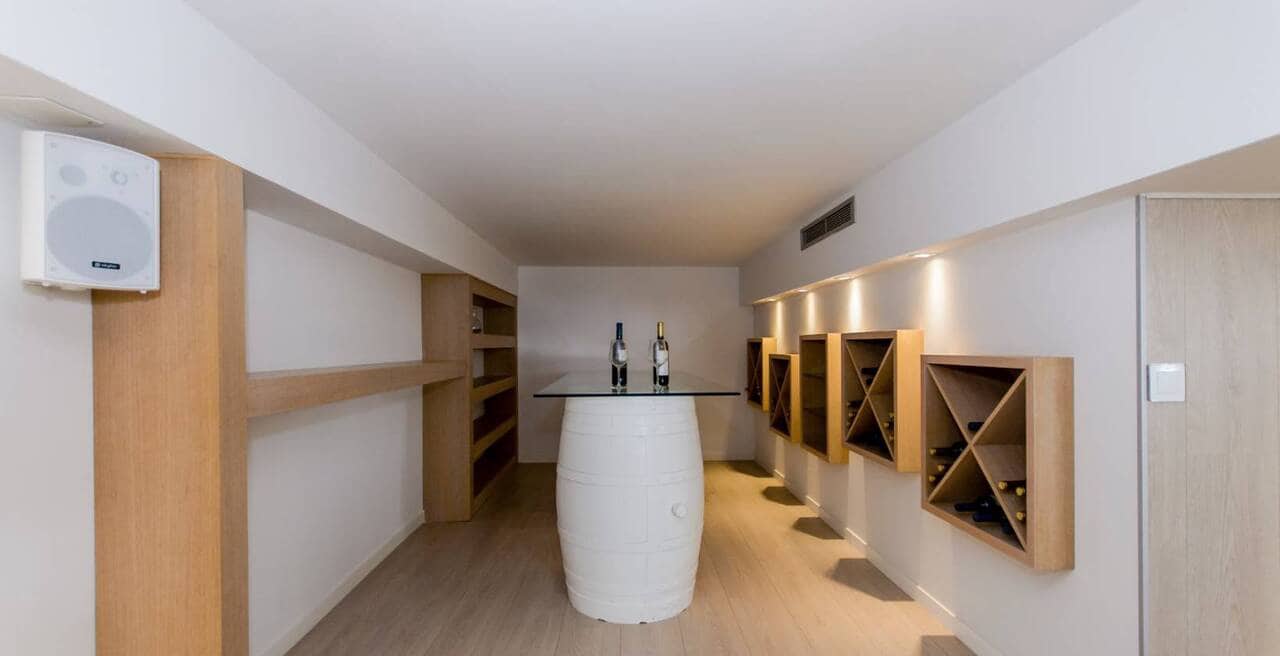 3 bedroom Villa for sale in Campoamor with pool garage - € 1,195,000 (Ref: 9727173)