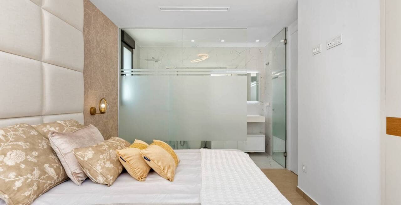 3 bedroom Villa for sale in Campoamor with pool - € 995,000 (Ref: 9727183)