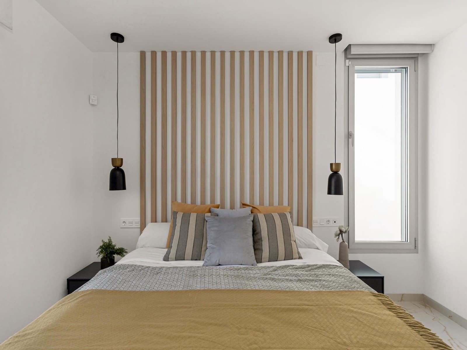 3 bedroom Villa for sale in Torrevieja with pool - € 700,000 (Ref: 9727188)