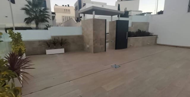 6 quarto Moradia para venda em Campoamor, Orihuela com piscina garagem - 1 780 000 € (Ref: 9727190)