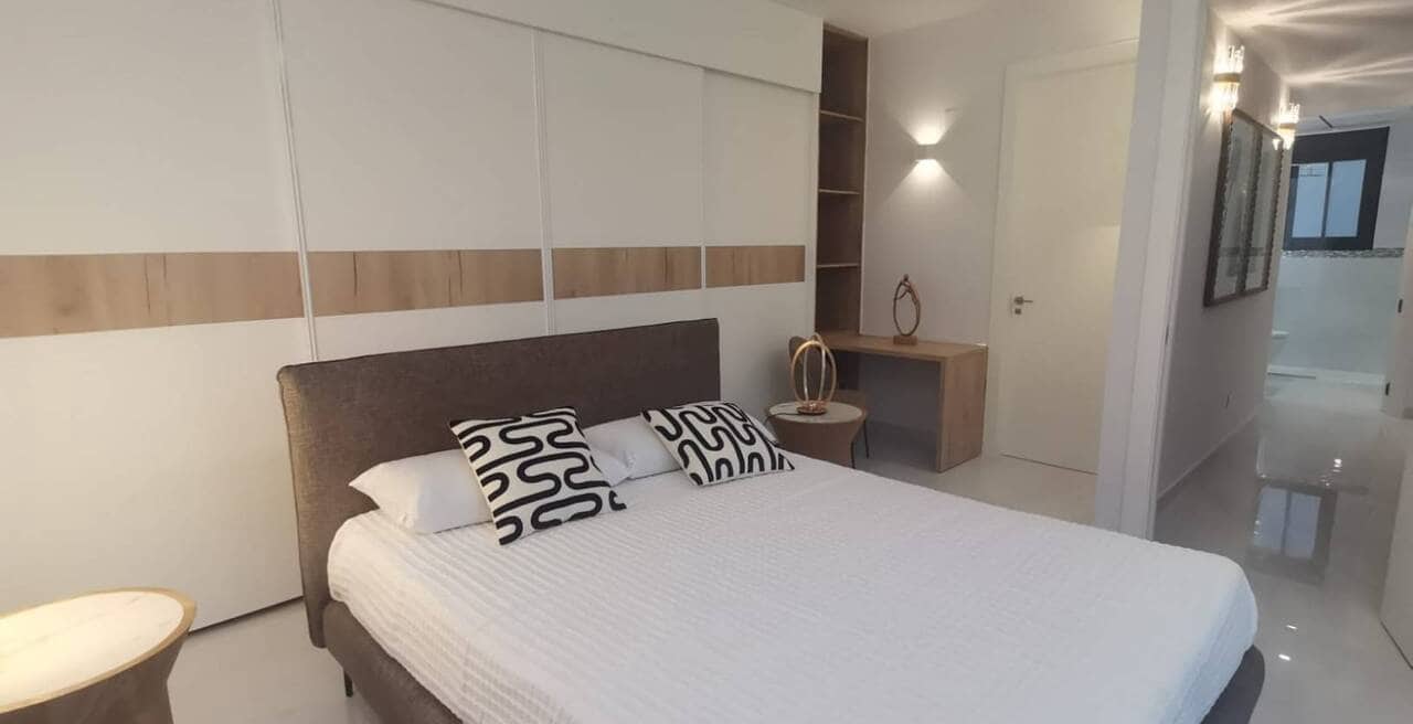 6 bedroom Villa for sale in Campoamor with pool garage - € 1,780,000 (Ref: 9727190)