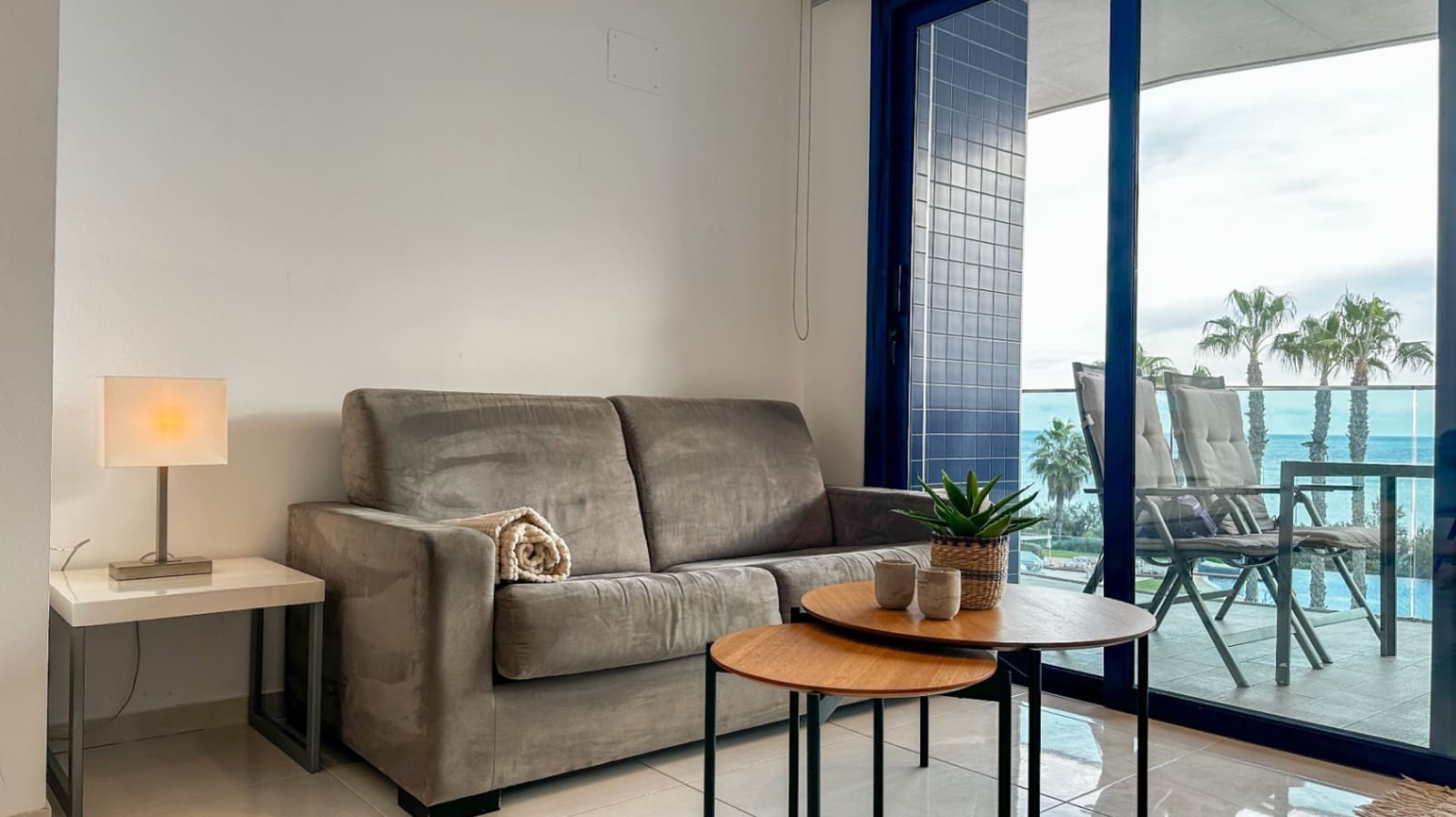 2 slaapkamer Appartement te koop in Torrevieja met zwembad garage - € 420.000 (Ref: 9727200)