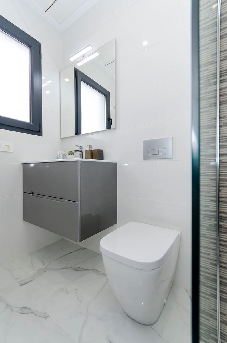 3 camera da letto Villa in vendita in Torrevieja con piscina garage - 424.000 € (Rif: 9727245)