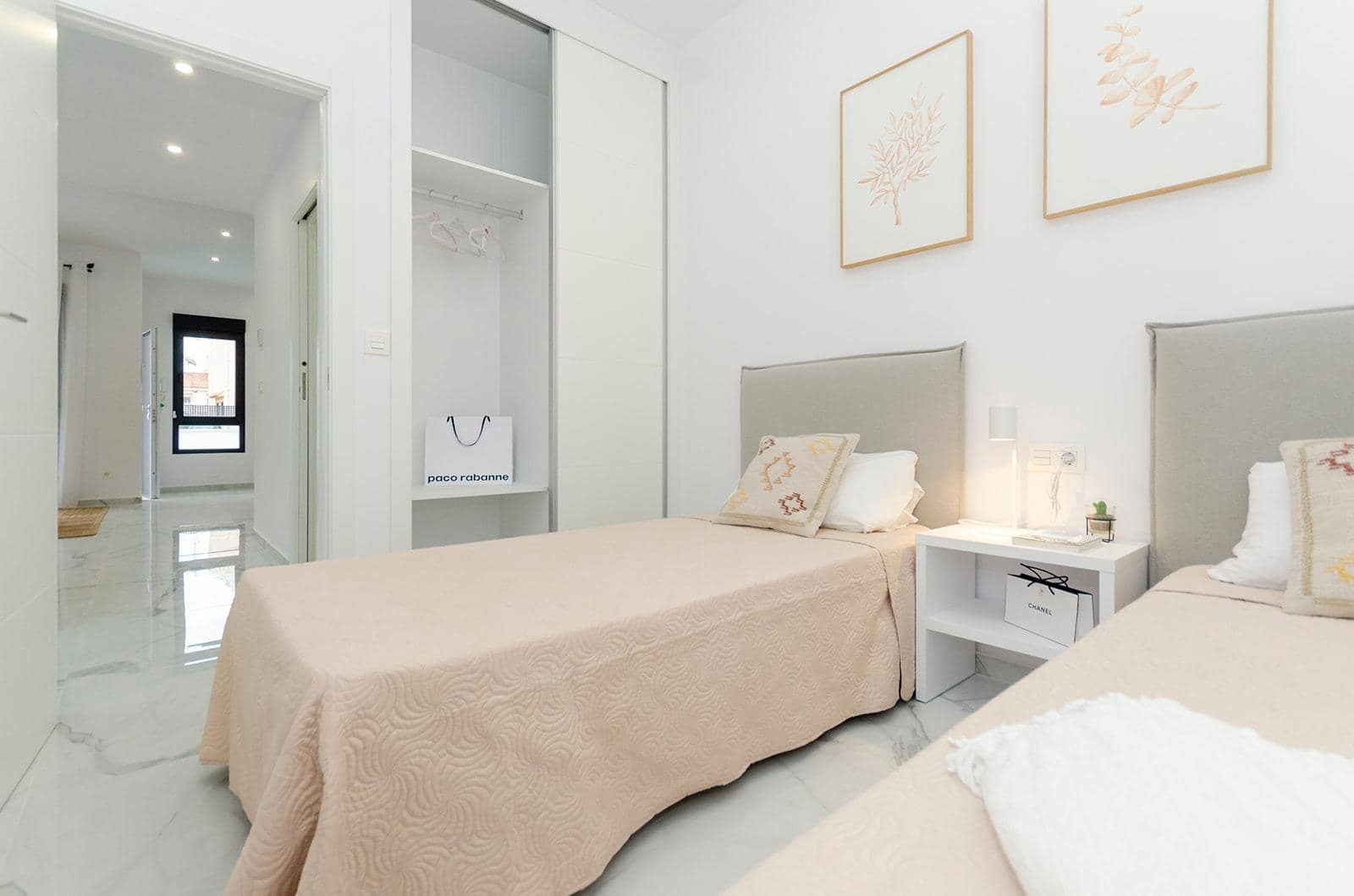 3 camera da letto Villa in vendita in Torrevieja con piscina garage - 424.000 € (Rif: 9727245)