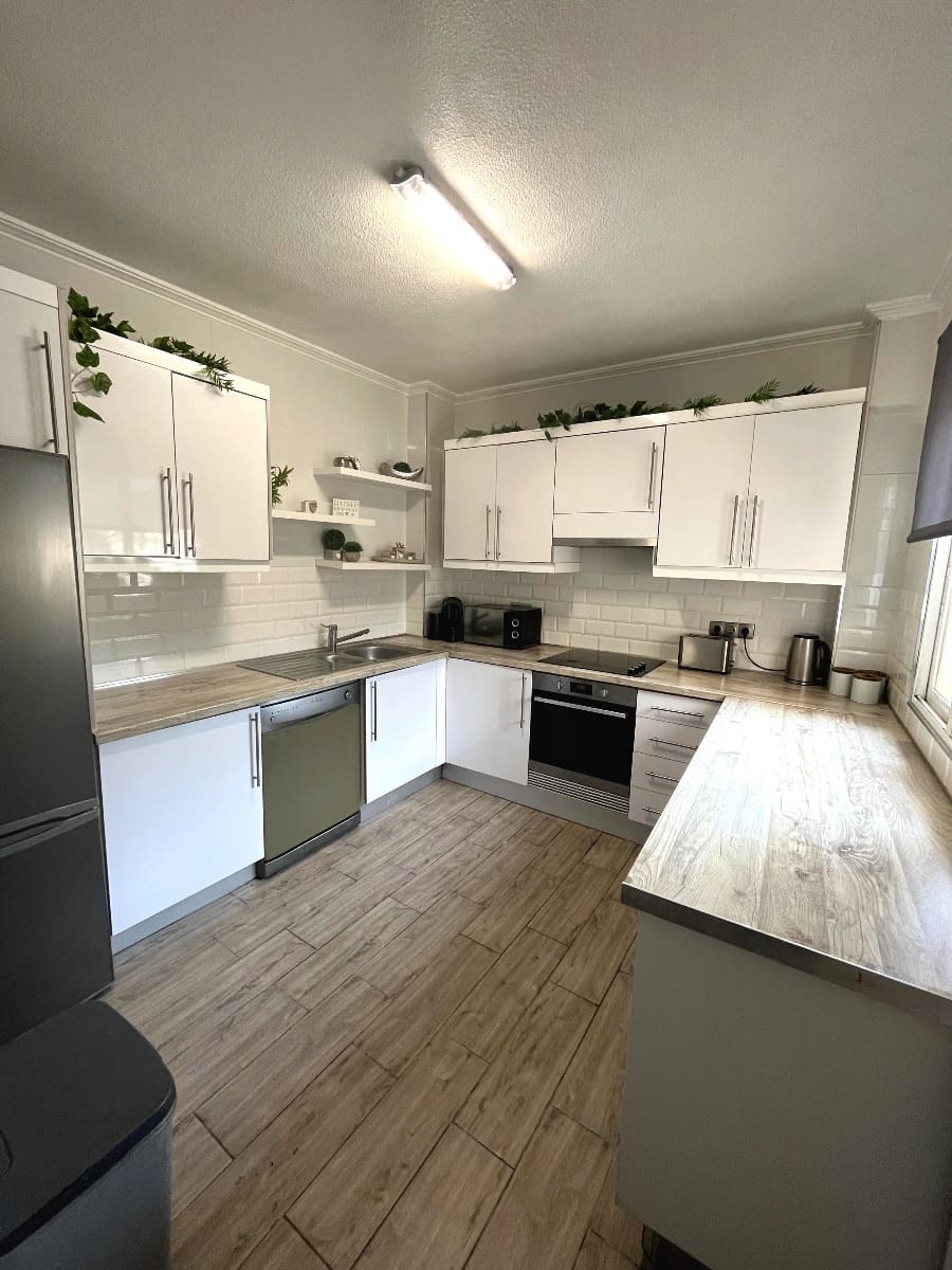 4 slaapkamer Villa te koop in Playa Flamenca met zwembad garage - € 399.000 (Ref: 9732145)