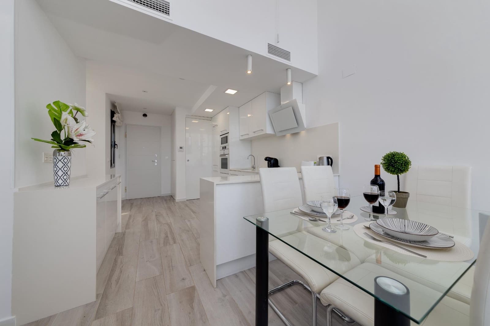 3 bedroom Villa for sale in Cabo Roig with pool garage - € 450,000 (Ref: 9732148)