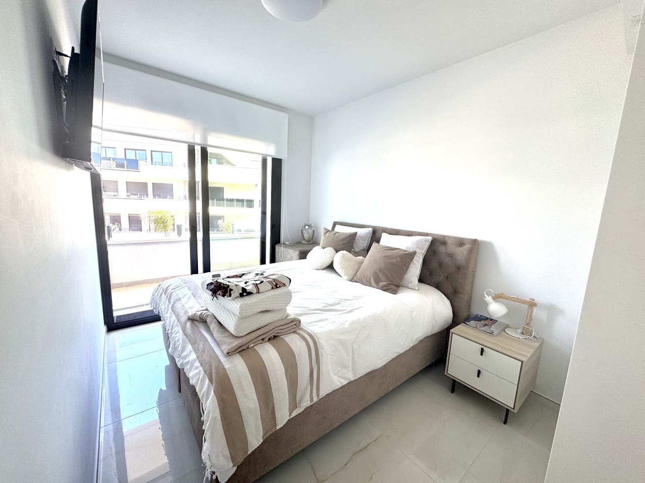 3 bedroom Apartment for sale in Playa Flamenca with pool garage - € 450,000 (Ref: 9746745)