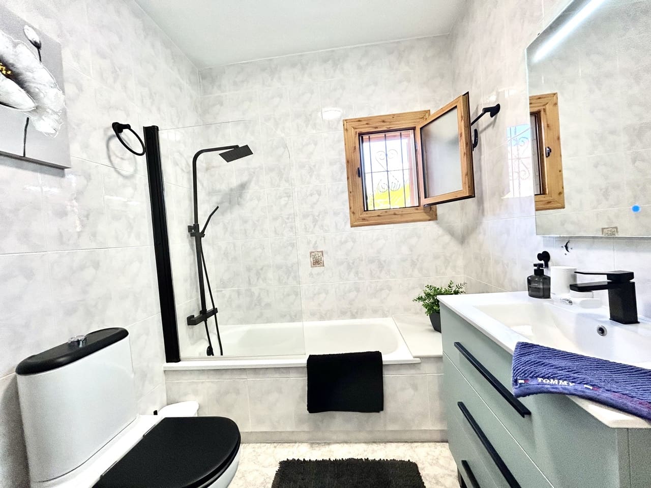 Casa de 2 habitaciones en Playa Flamenca en venta con piscina garaje - 259.000 € (Ref: 9746749)